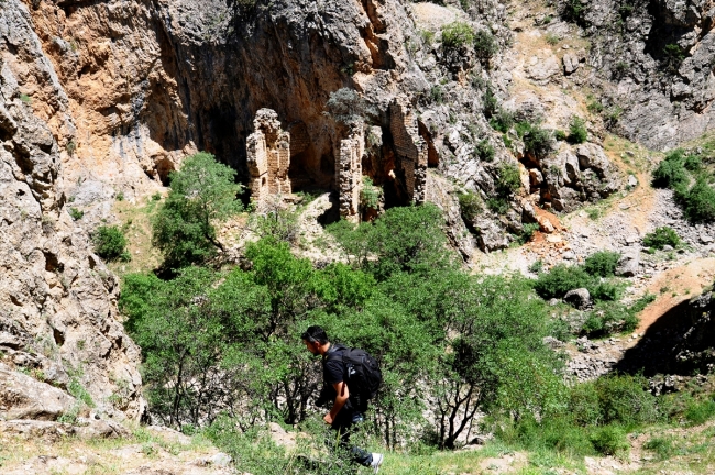 Konya'da İvriz Kaya Anıtı'na yoğun ilgi